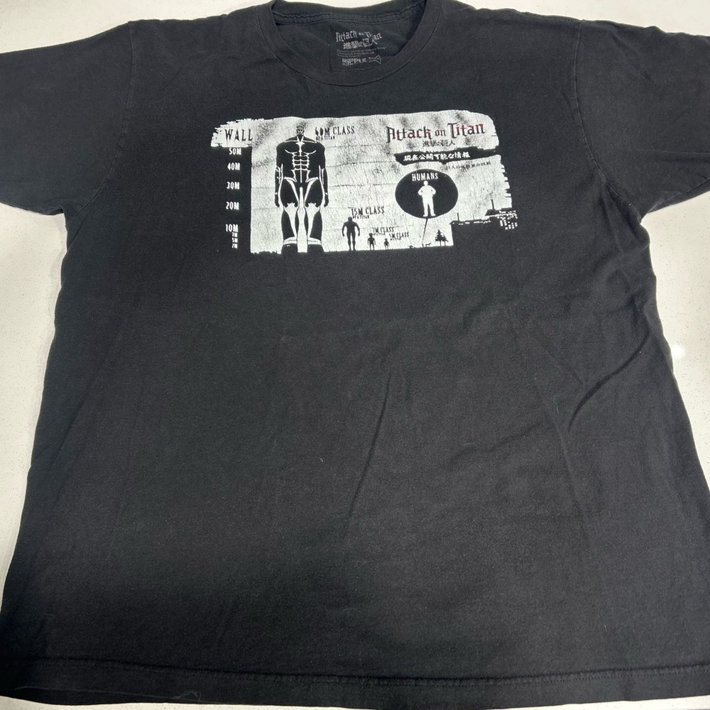 Men’s Sz. XL Attack on Titan